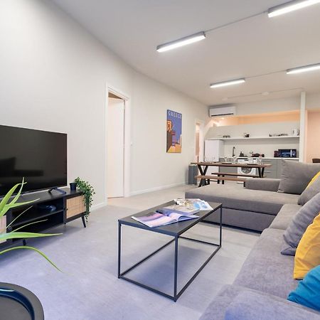 Monastiraki Metro St 2 Bedrooms 6 Pers By Mps Atene Esterno foto